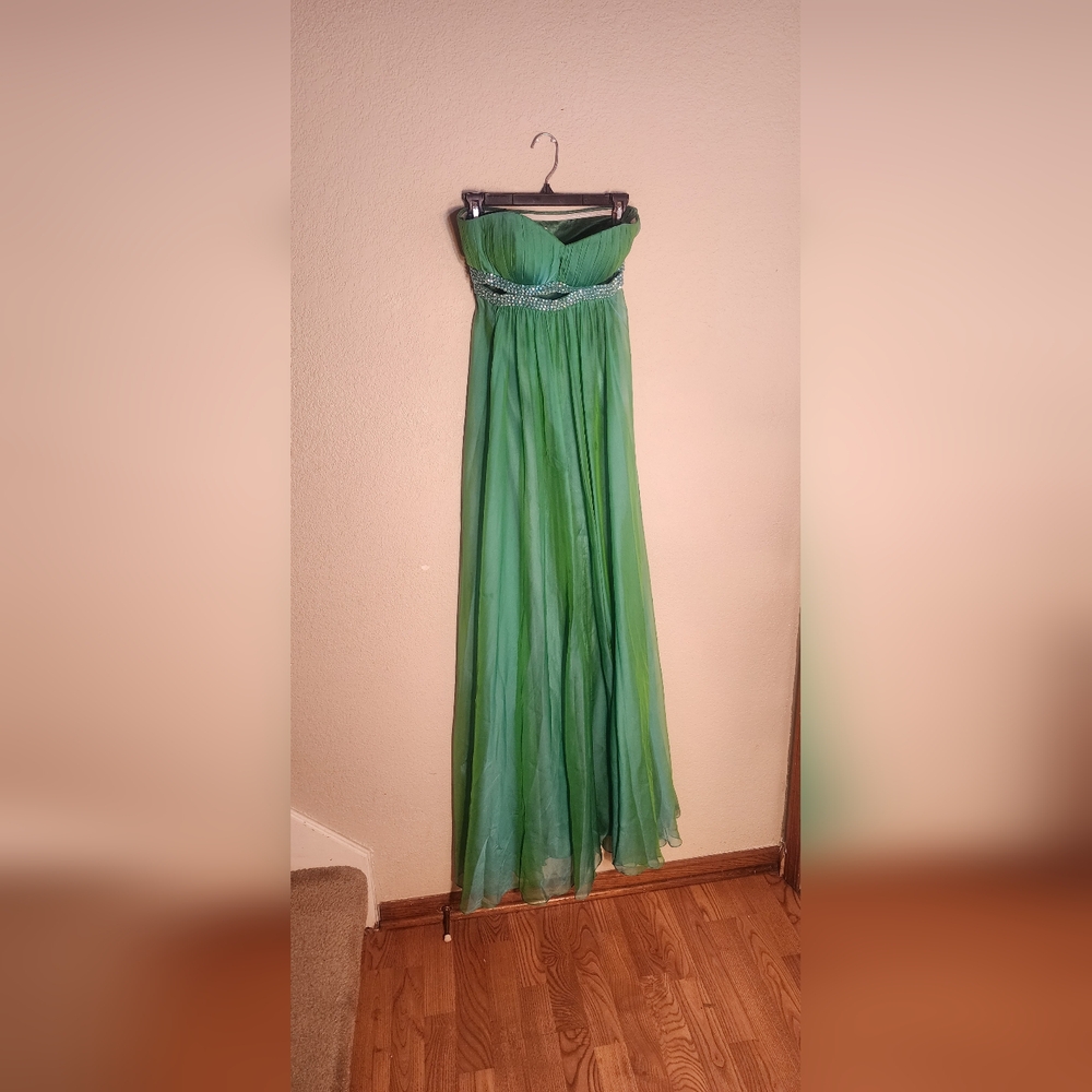 Cache Green Prom Dress - Picture 7 of 10